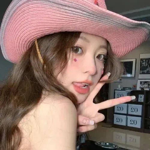 重生1990，八岁的我偷钱开奶茶店